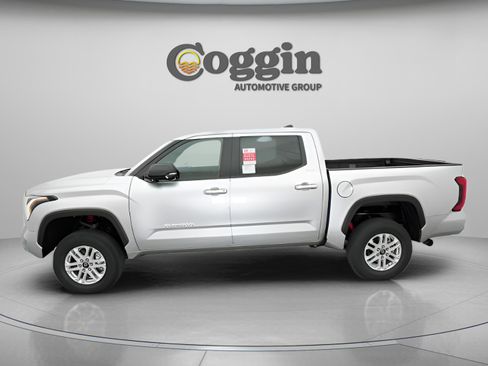 New 2026 Toyota Tundra SR5 image 8