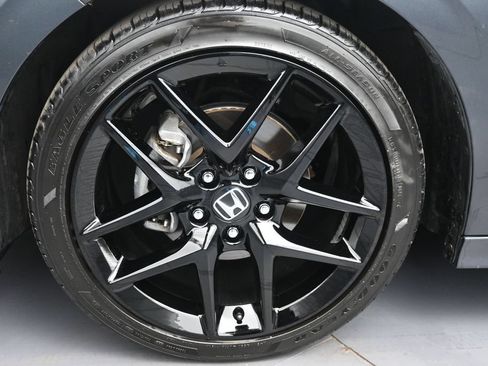 Certified 2025 Honda Civic Sport image 14