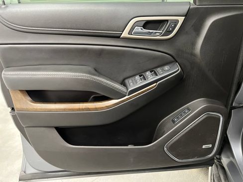 Used 2018 GMC Yukon Denali w/ Open Road Package AWD/4WD image 14