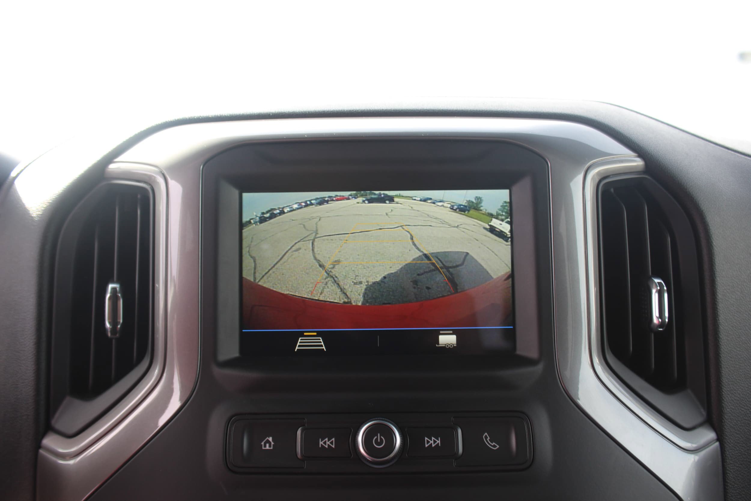 Used 2019 Chevrolet Silverado 1500 Custom Trail Boss w/ Custom Convenience Package AWD/4WD image 11