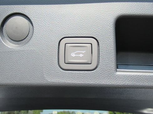 New 2026 Chevrolet Equinox ACTIV FWD image 29