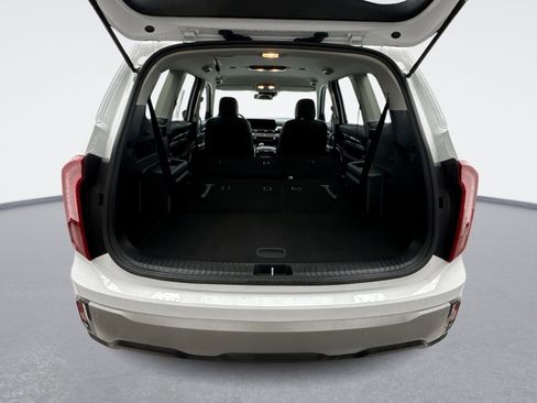 Used 2023 Kia Telluride LX image 25