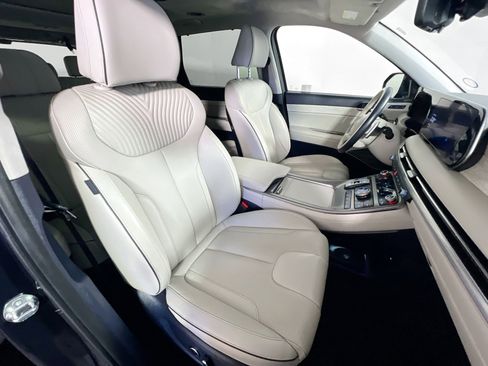 Used 2024 Hyundai Palisade Calligraphy image 31
