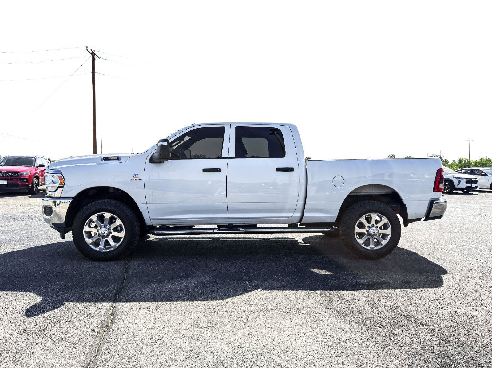 Used 2024 RAM 2500 Tradesman w/ Chrome Appearance Group AWD/4WD image 13