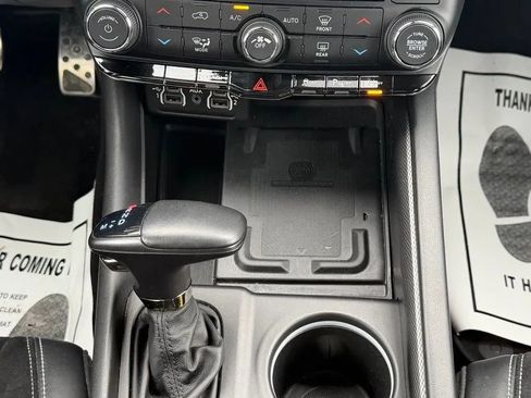 Used 2022 Dodge Durango SRT w/ Technology Group AWD/4WD image 24