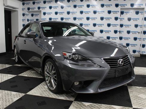 Used 2016 Lexus IS 200t w/ Navigation System Package RWD image 5
