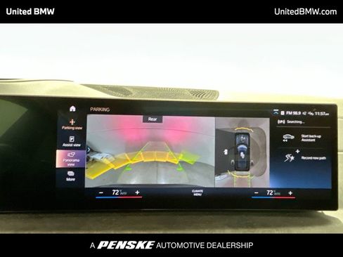 Used 2023 BMW X7 xDrive40i w/ M Sport Package image 17