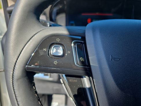 New 2026 Lincoln Corsair Reserve w/ Jet Appearance Package image 16