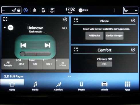 Used 2023 Chrysler Pacifica Touring-L FWD image 19