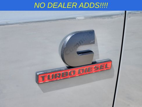 New 2026 RAM 2500 Laramie w/ Night Edition AWD/4WD image 12