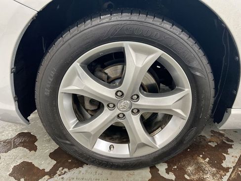 Used 2013 Toyota Venza XLE w/ XLE Premium Pkg image 27