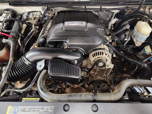 Used 2011 Chevrolet Silverado 1500 W/T image 47