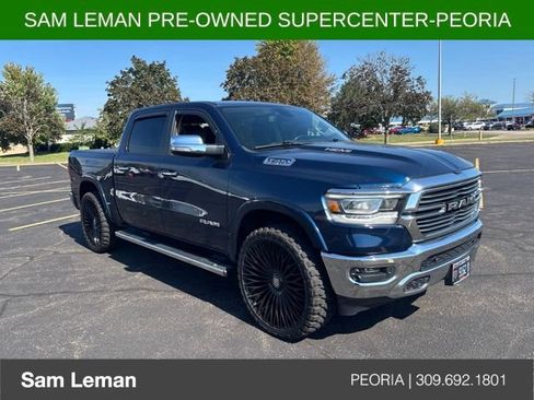 Used 2019 RAM 1500 Laramie AWD/4WD image 2