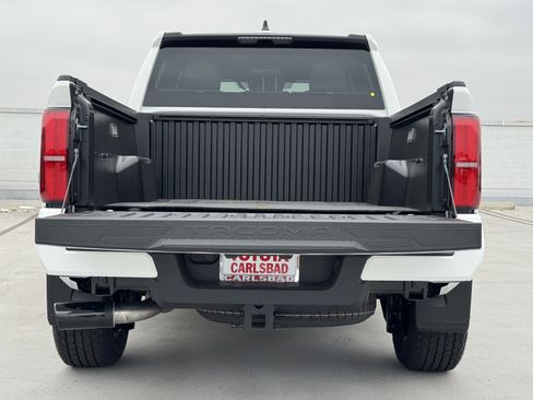 New 2026 Toyota Tacoma SR5 RWD image 9