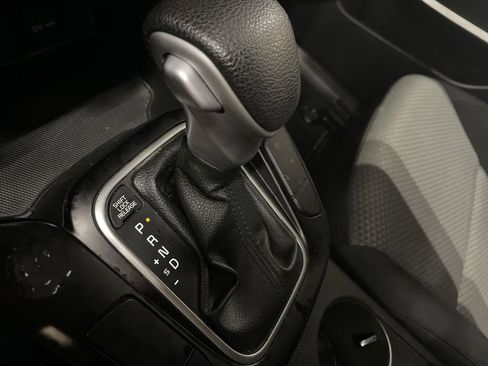 Used 2023 Kia Soul LX w/ LX Technology Package image 19