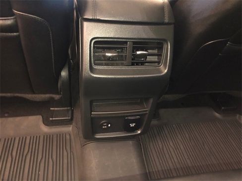 Used 2022 Ford Edge SEL w/ Convenience Package image 31