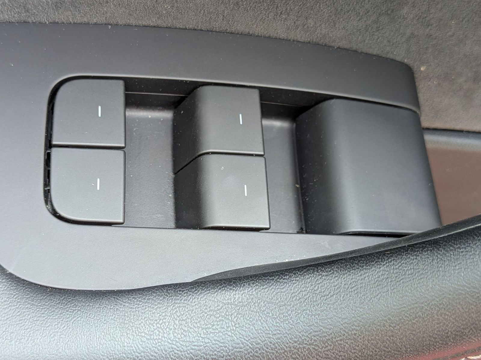 Used 2023 Tesla Model Y Long Range AWD/4WD image 14