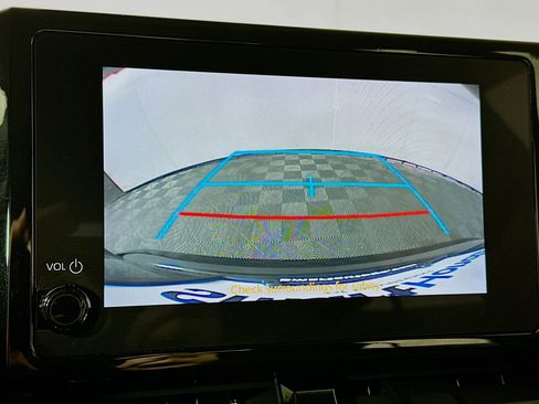 Used 2023 Toyota Corolla LE image 13