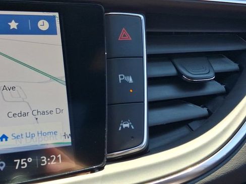 Certified 2024 Buick Enclave Avenir w/ Avenir Technology Package FWD image 30