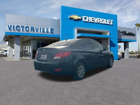 Used 2017 Hyundai Accent SE image 5