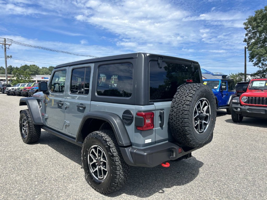 Used 2026 Jeep Wrangler Unlimited Rubicon AWD/4WD image 5