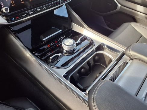 New 2026 Jeep Grand Wagoneer Limited image 13