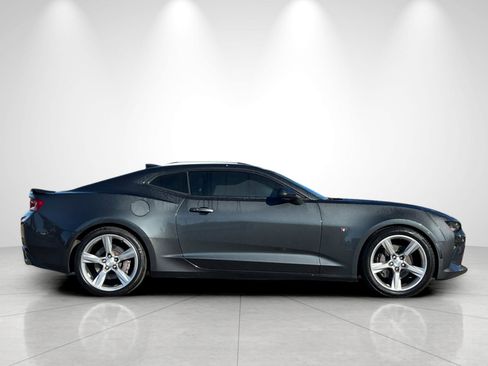 Used 2016 Chevrolet Camaro SS image 6