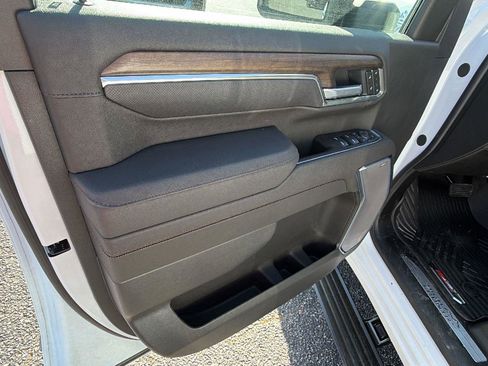 New 2026 Chevrolet Silverado 2500 High Country w/ High Country Premium Package AWD/4WD image 11
