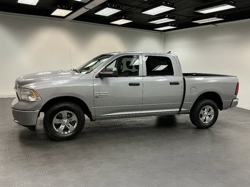 Used 2023 RAM 1500 Classic SLT w/ Trailer & Traction Group AWD/4WD image 3