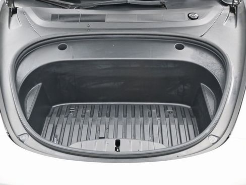 Used 2021 Tesla Model 3 Standard Range Plus image 44