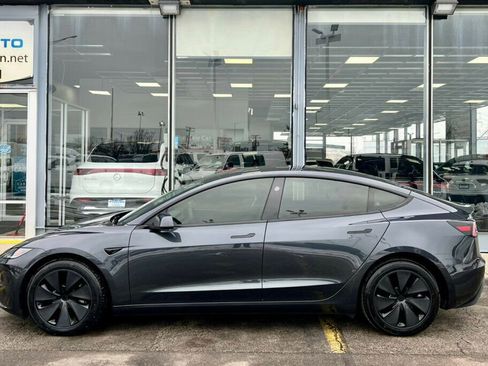 Used 2025 Tesla Model 3 Long Range image 2