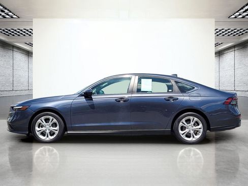Used 2023 Honda Accord LX image 9