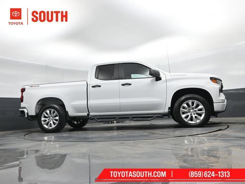 Used 2022 Chevrolet Silverado 1500 Custom AWD/4WD image 36