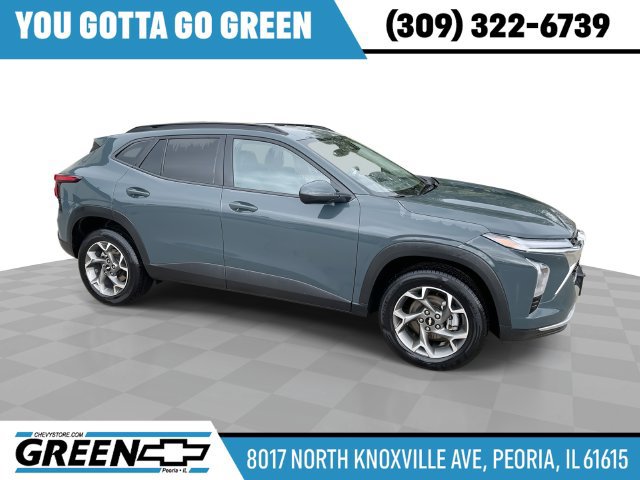 Used 2025 Chevrolet Trax LT FWD image 1