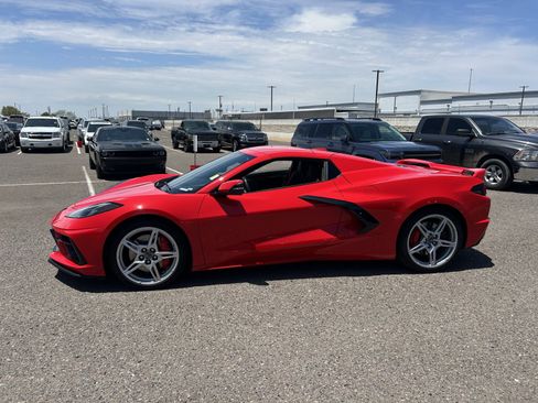 Used 2020 Chevrolet Corvette Stingray Premium Conv w/ 3LT Preferred Equipment Group RWD image 2