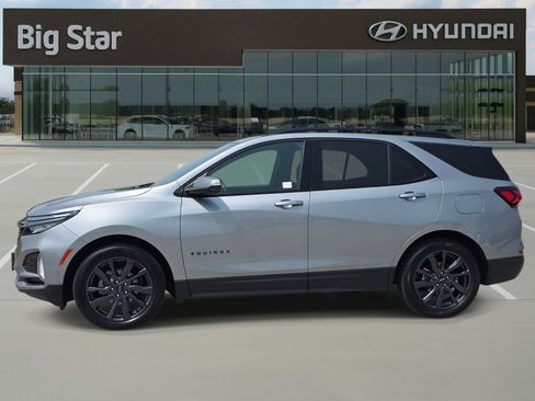 Used 2023 Chevrolet Equinox RS w/ RS Leather Package FWD image 2