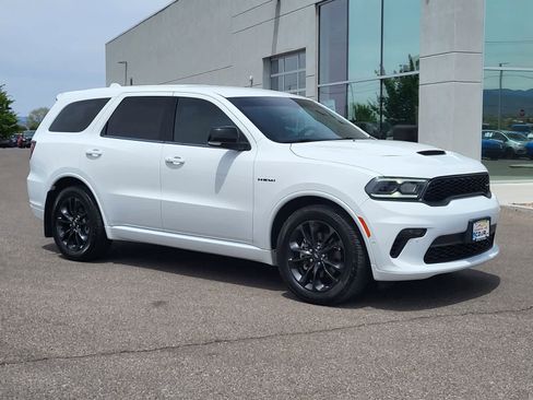 Used 2022 Dodge Durango R/T w/ Blacktop Package AWD/4WD image 3