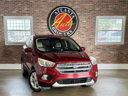 Used 2017 Ford Escape SE w/ SE Leather Comfort Package