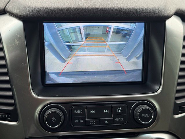 Used 2017 Chevrolet Tahoe LT w/ LT Signature Package AWD/4WD image 4