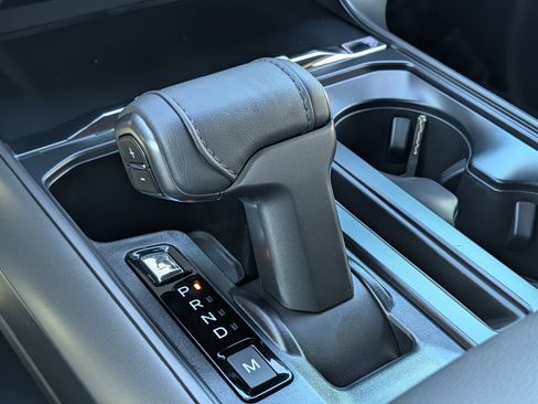 New 2025 Ford F150 Lariat w/ Equipment Group 501A Mid image 58