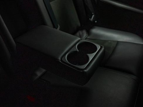 Used 2023 Nissan Ariya ENGAGE image 12