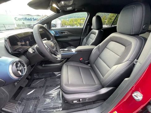 New 2025 Chevrolet Equinox EV LT image 16