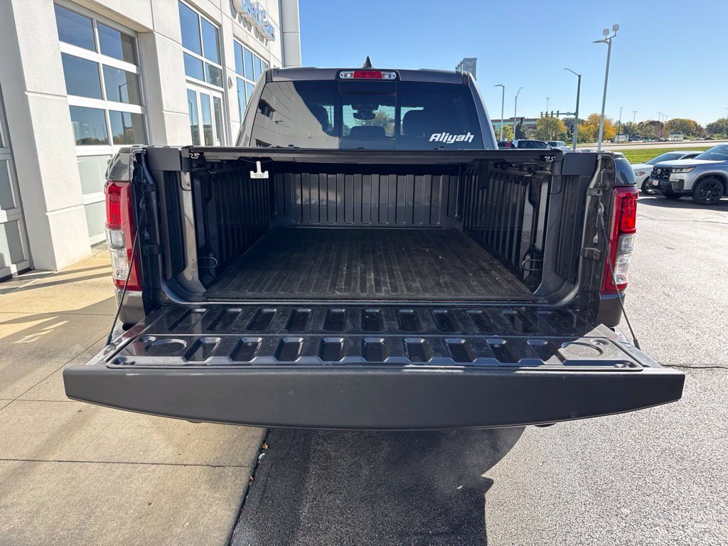 Used 2022 RAM 1500 Big Horn AWD/4WD image 8