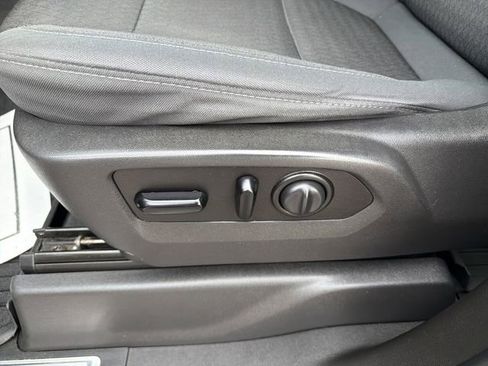 Used 2020 Chevrolet Silverado 1500 LT Trail Boss image 16