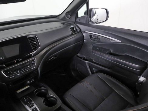 Used 2022 Honda Pilot TrailSport image 42