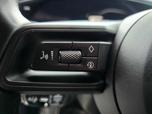 Used 2022 Porsche Taycan 4 Cross Turismo image 33