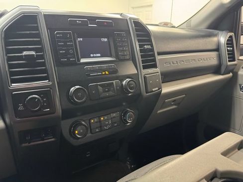 Used 2019 Ford F250 XLT AWD/4WD image 22