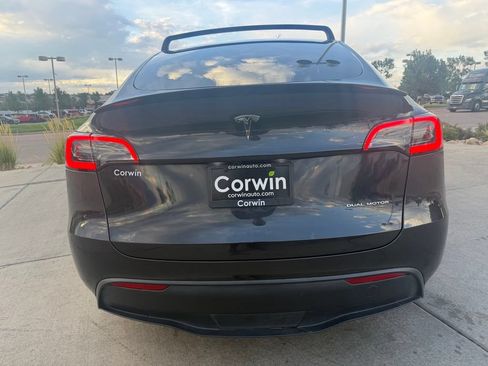 Used 2025 Tesla Model Y Long Range AWD/4WD image 6