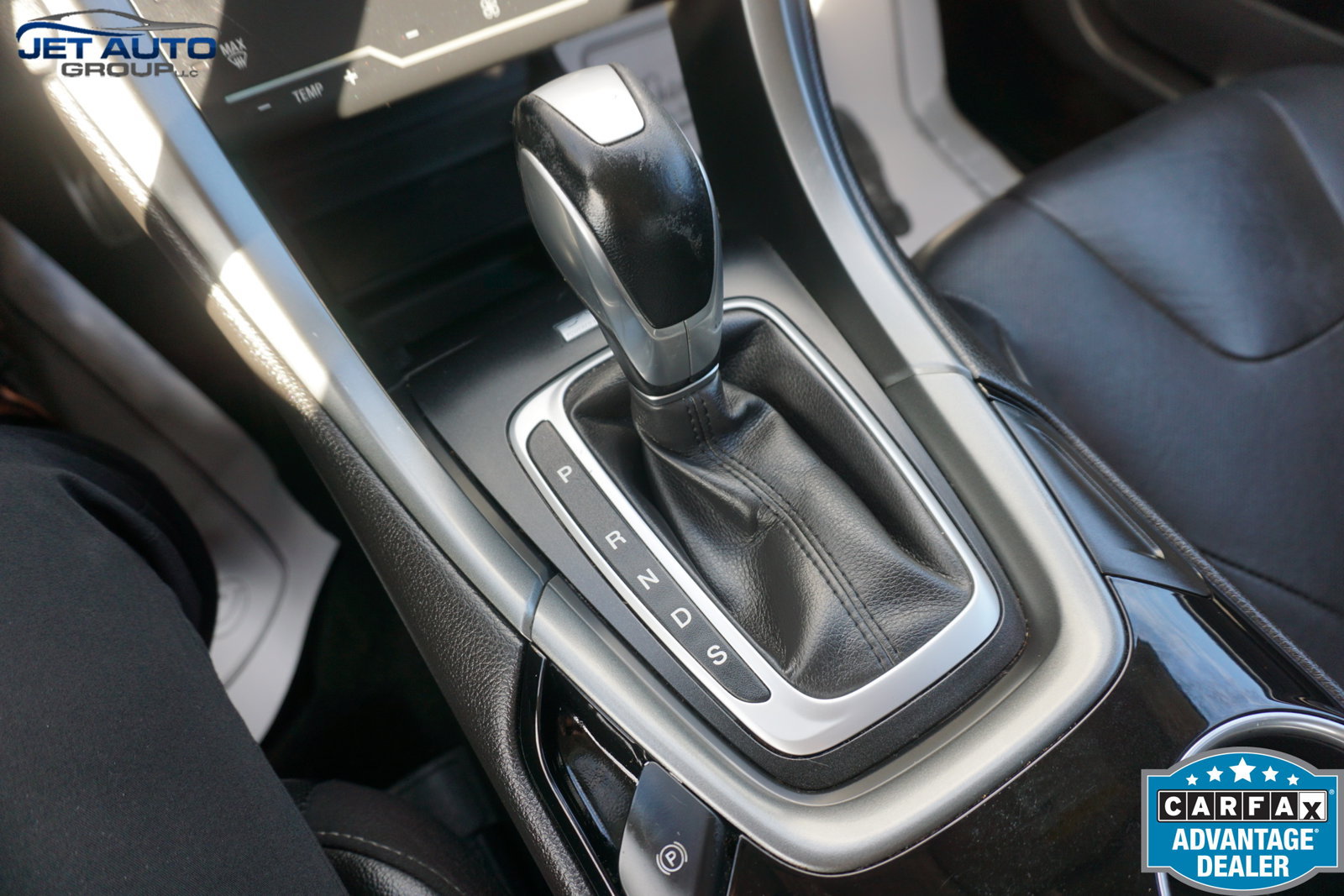 Used 2014 Ford Fusion Titanium FWD image 33
