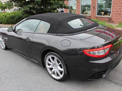 Used 2018 Maserati GranTurismo Sport RWD image 8